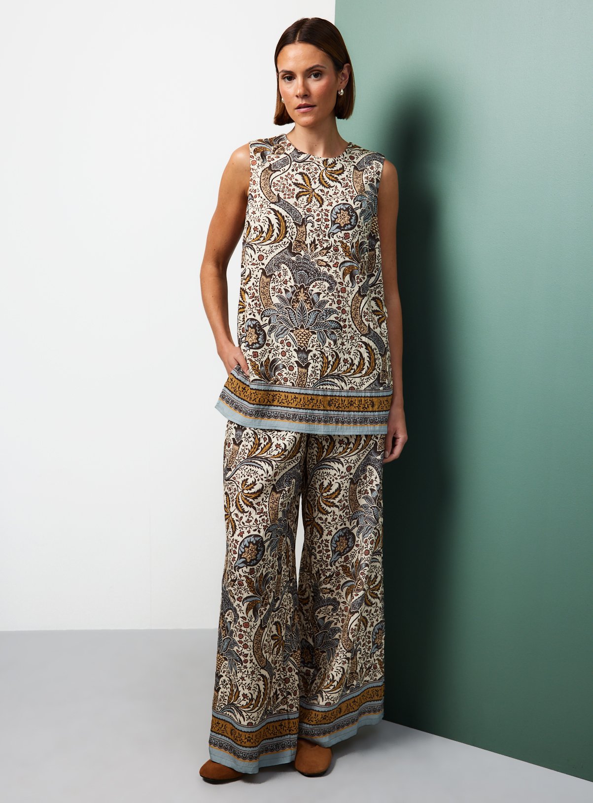 Tu x Morris & Co. Paisley Print Scarf Border Shell Top 12 - Image 2 thumbnail